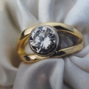 18k solitaire Diamond ring